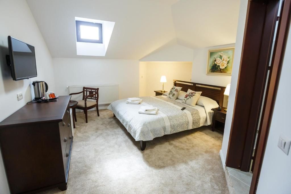 Отели типа «постель и завтрак» Maisonette Apartments Кымпулунг-34